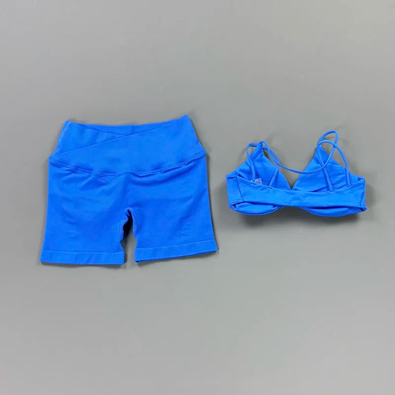 Halter Bra & Cross Waist Shorts Set – Butt Lifting Gym Set