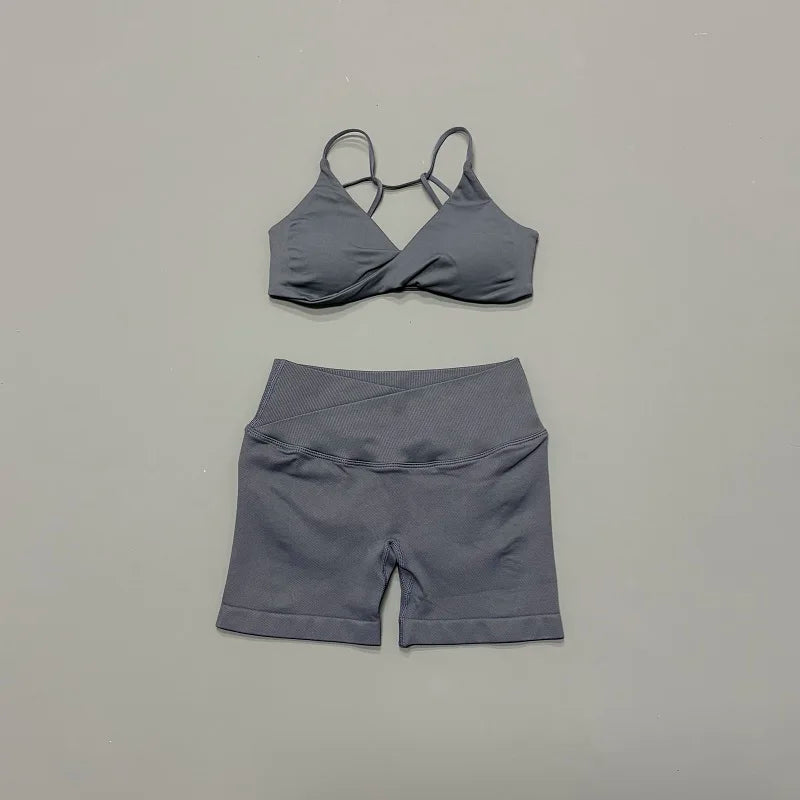 Halter Bra & Cross Waist Shorts Set – Butt Lifting Gym Set